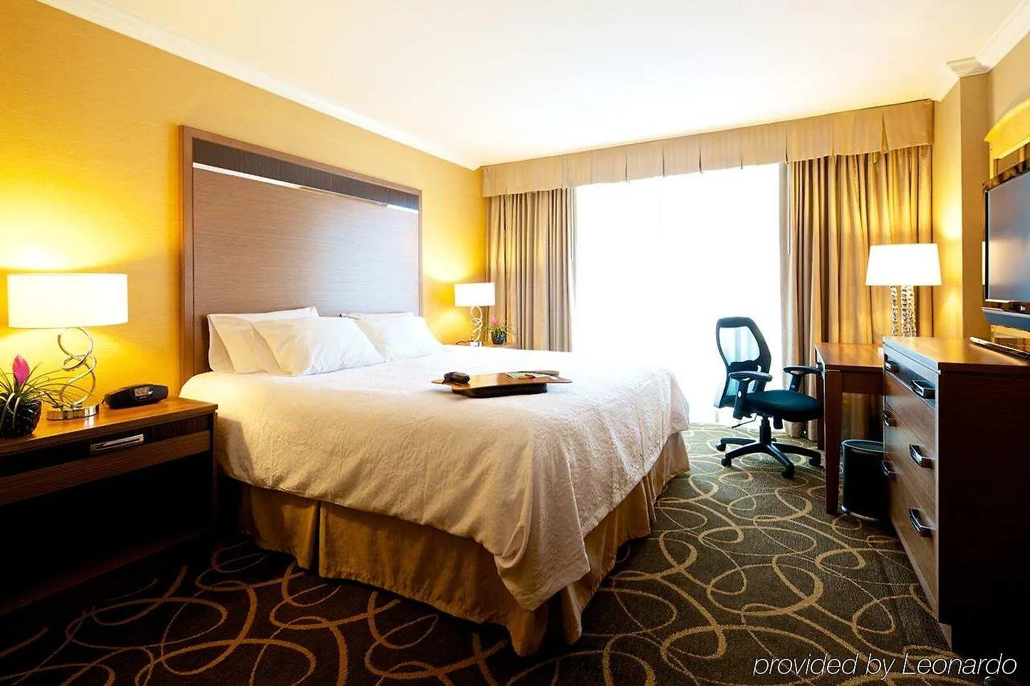 Hampton Inn & Suites, By Hilton - Vancouver Downtown